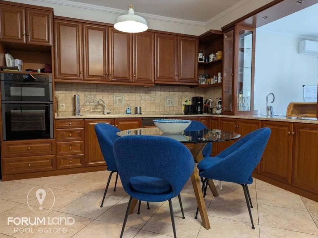 Forumland Real Estate, Κουζίνα