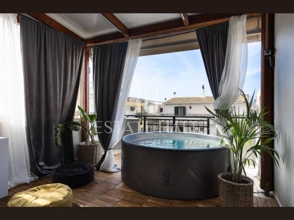 Θέα από μπαλκόνι