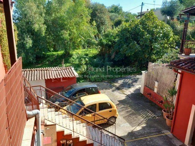 Θέα από μπαλκόνι