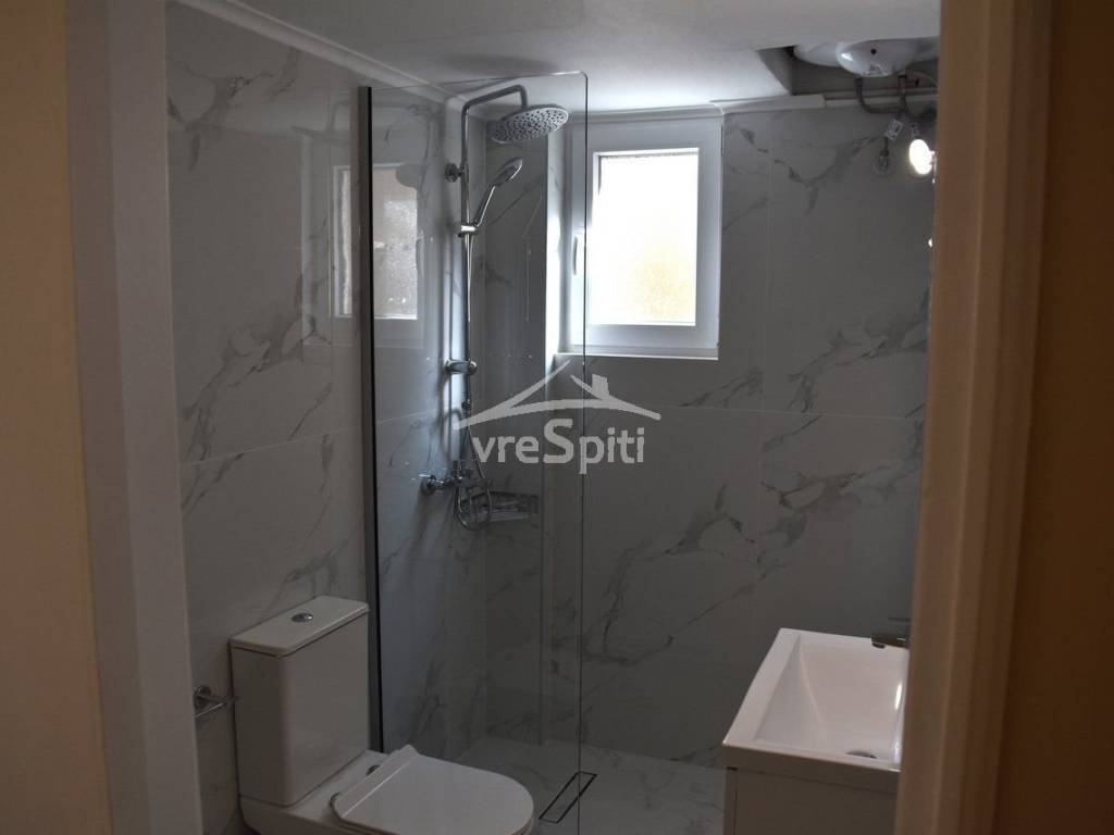 ΑΠΟΨΗ ΛΟΥΤΡΟΥ