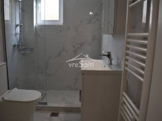 ΑΠΟΨΗ ΛΟΥΤΡΟΥ