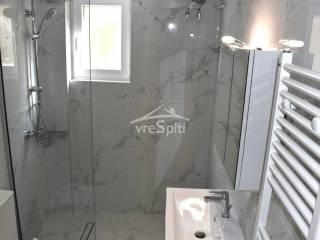 ΑΠΟΨΗ ΛΟΥΤΡΟΥ