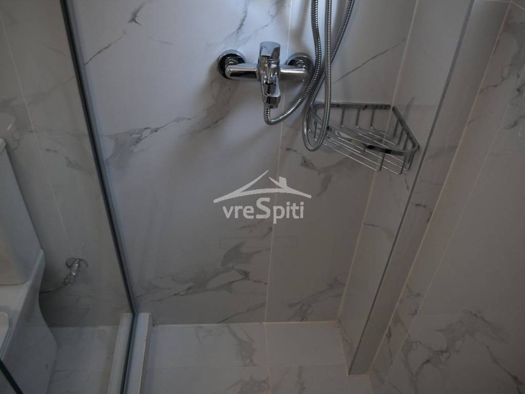 ΑΠΟΨΗ ΛΟΥΤΡΟΥ