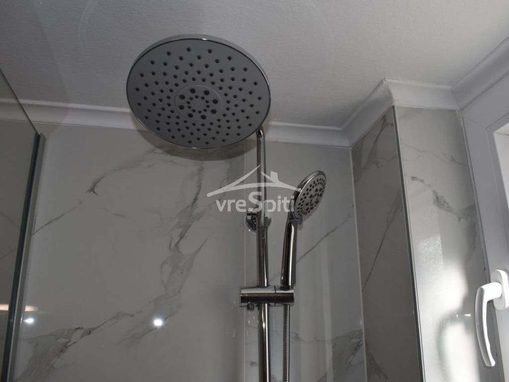 ΑΠΟΨΗ ΛΟΥΤΡΟΥ