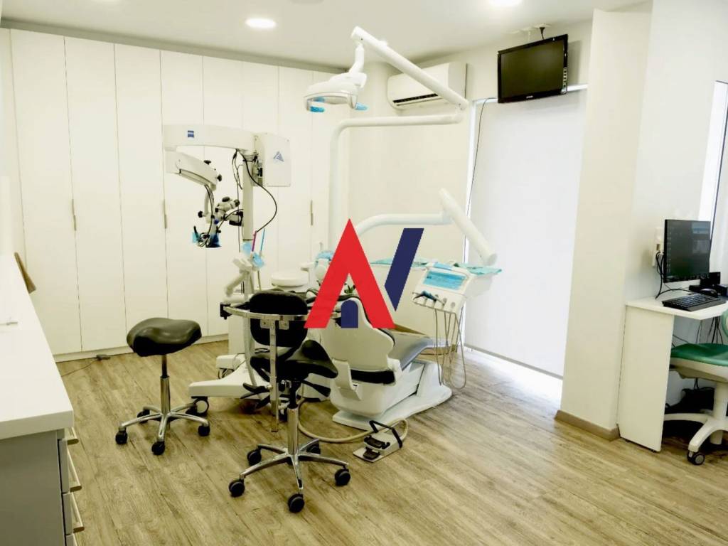 9 : Λεωφ. Βασιλίσσης Σοφίας 107.jpg.jpg.jpg