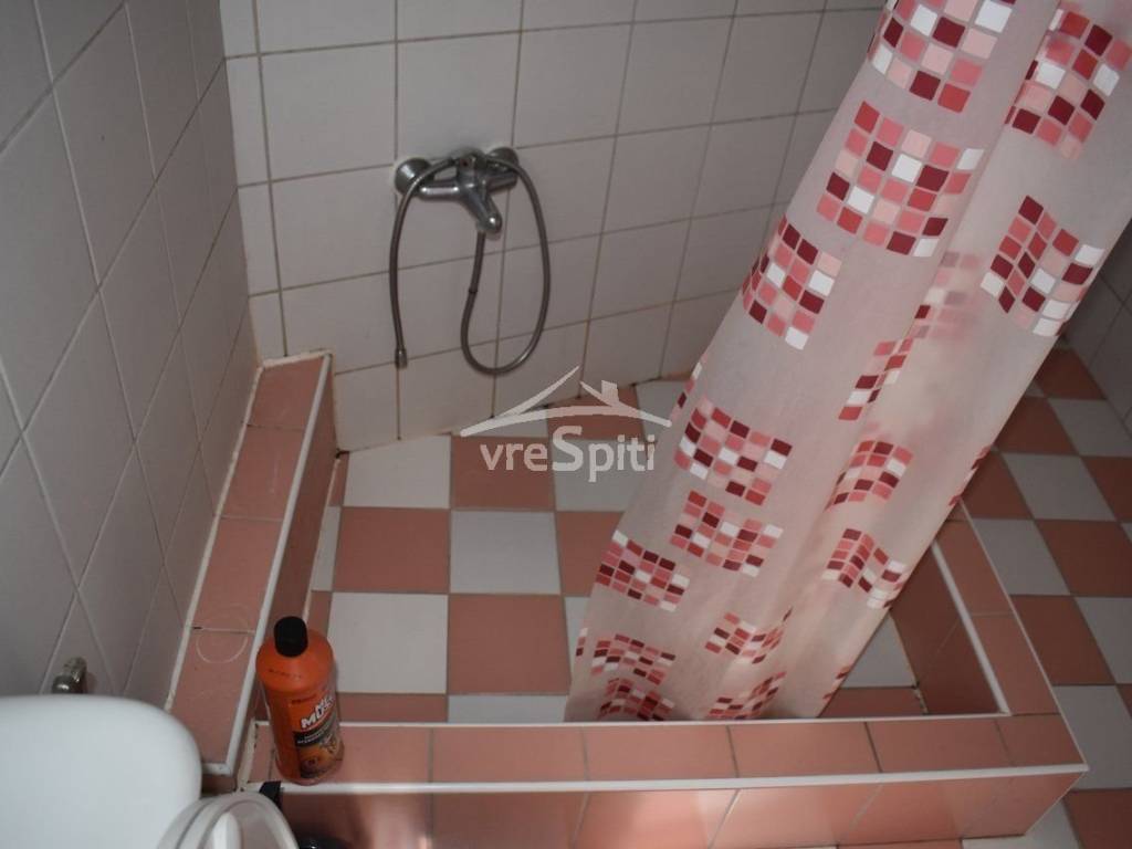 ΑΠΟΨΗ ΜΠΑΝΙΟΥ