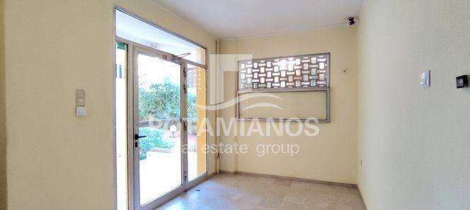 Είσοδος Πολυκατοικίας