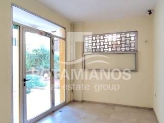 Είσοδος Πολυκατοικίας