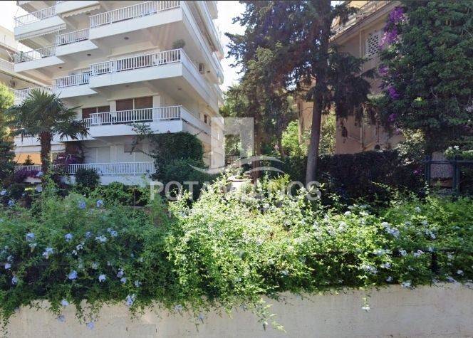 Είσοδος οικοδομής