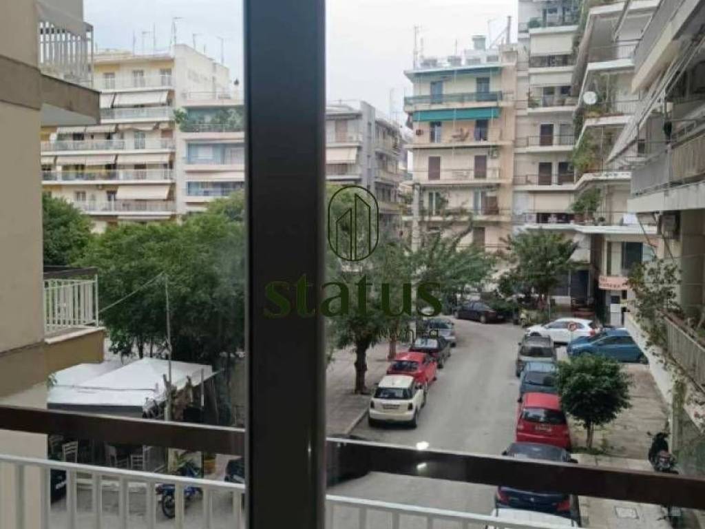 Θέα απο μπαλκόνι