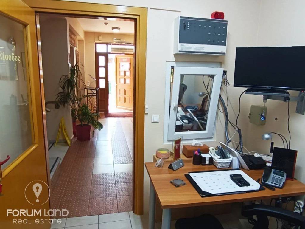 Forumland Real Estate, Εσωτερική όψη