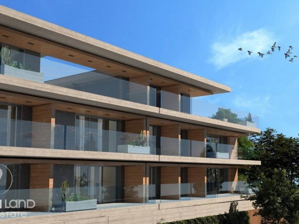 Forumland Real Estate, Εξωτερική Όψη