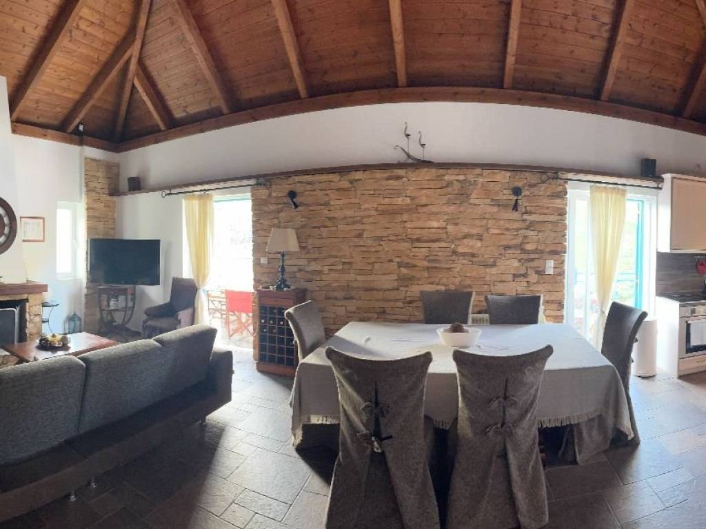 House: interior panoramic