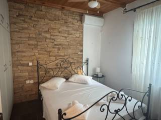 House: double bedroom