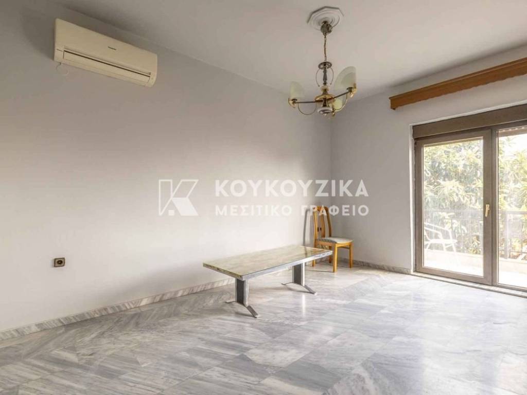 Σαλοκουζίνα