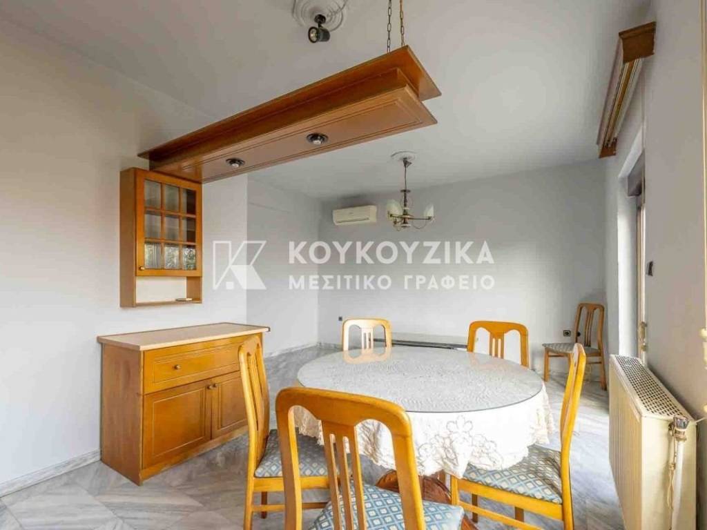 Σαλοκουζίνα