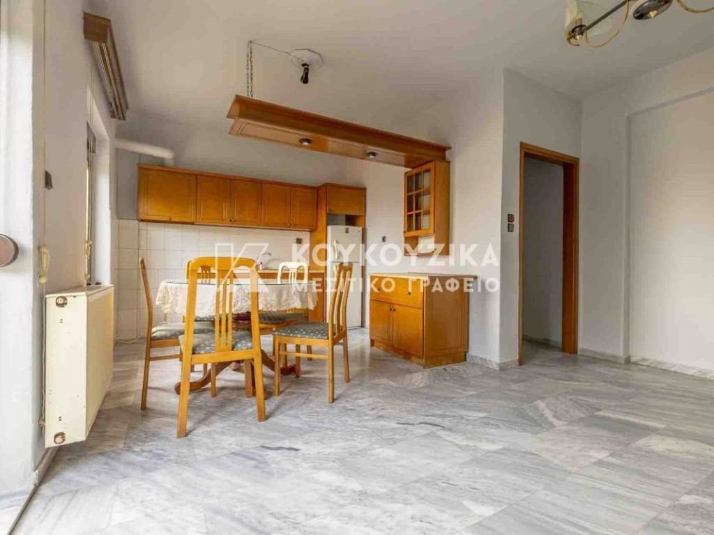 Σαλοκουζίνα