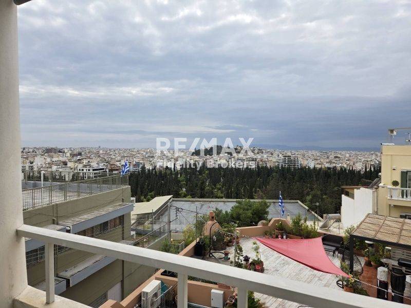 Θέα από μπαλκόνι