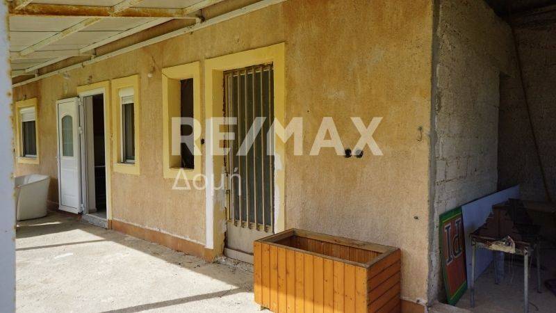 1η Ημιτελής Ισόγεια Γκαρσονιέρα