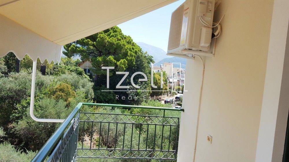 Θέα απο μπαλκόνι