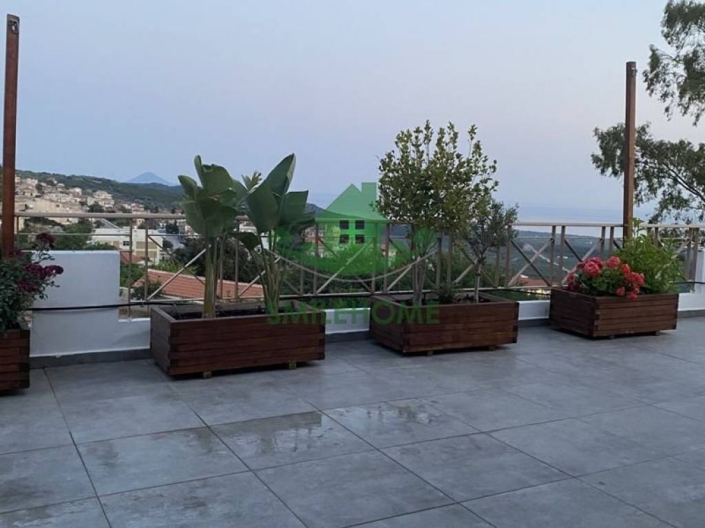 Θέα από μπαλκόνι