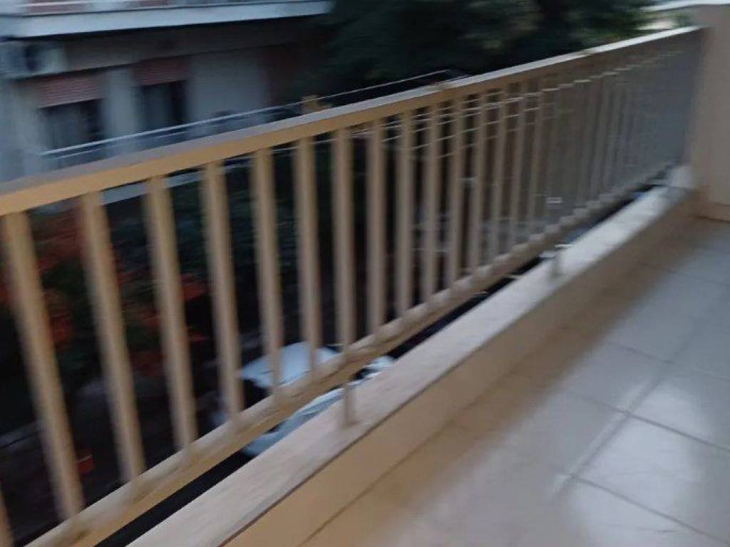 Forumland Real Estate, Μπαλκόνι