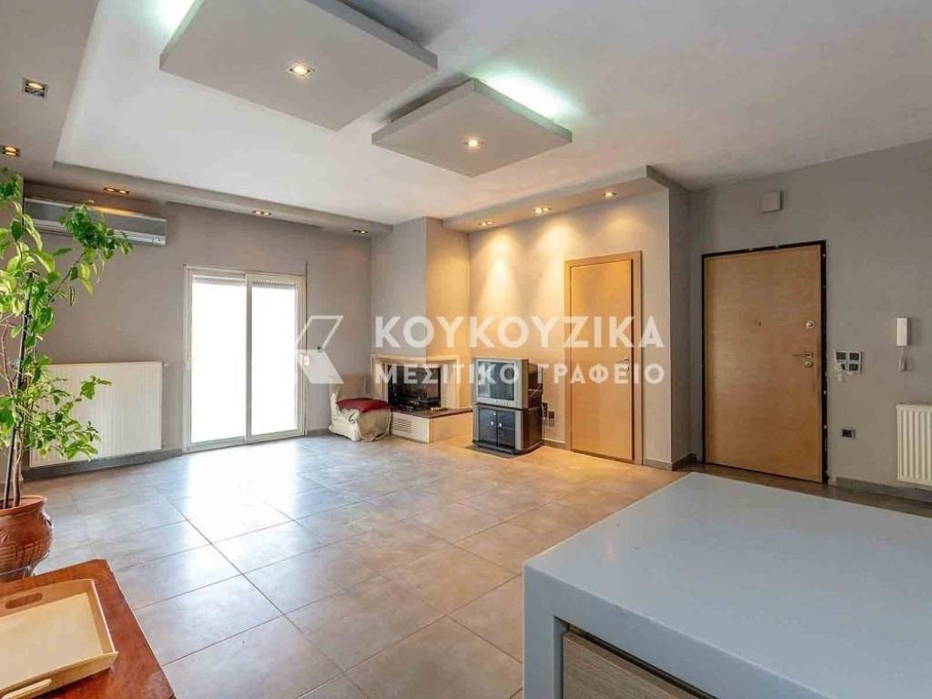 Σαλοκουζίνα