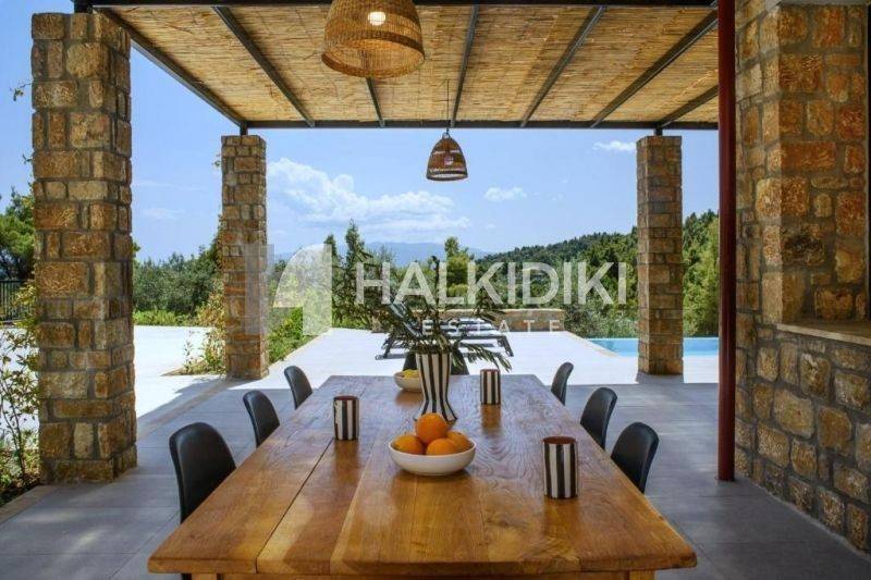 Θέα από μπαλκόνι