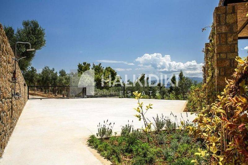 Θέα από μπαλκόνι