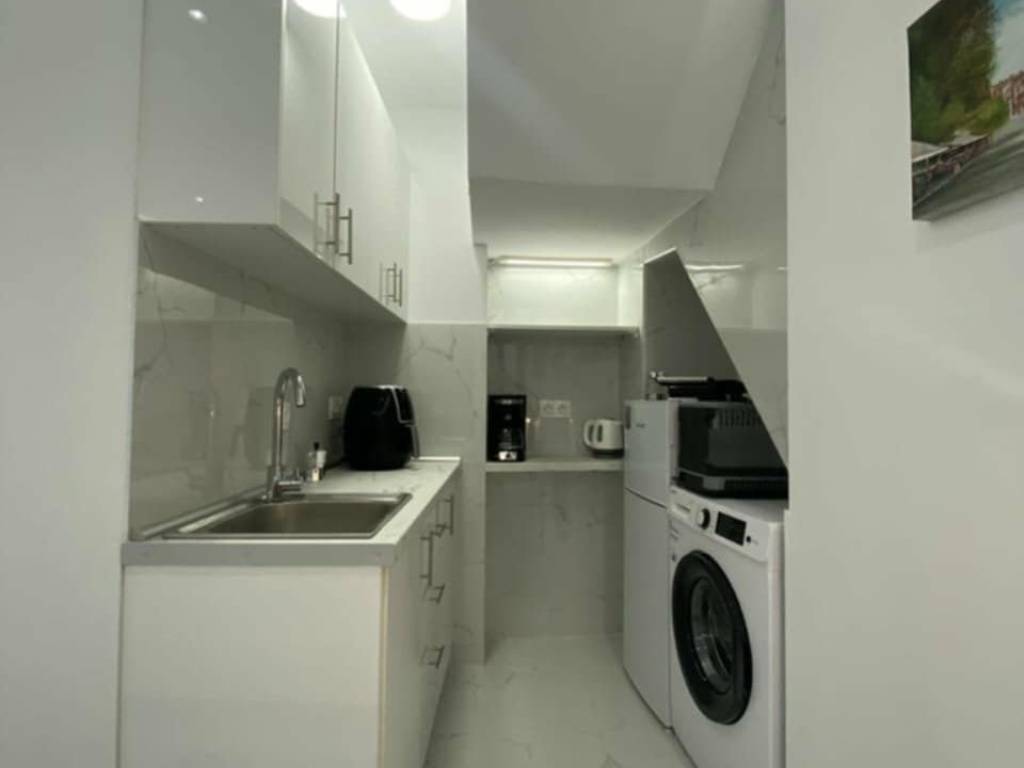 Πρώτη γκαρσονιέρα