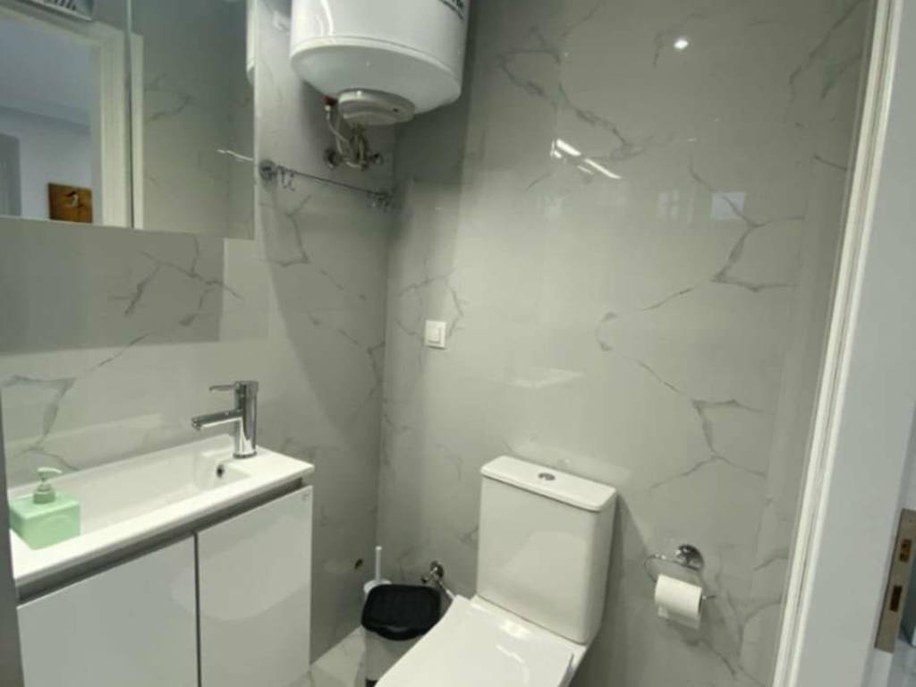 Πρώτη γκαρσονιέρα