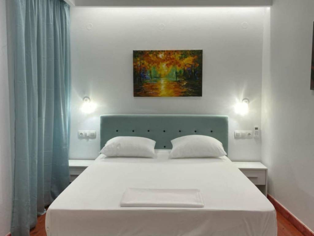 Δεύτερη γκαρσονιέρα