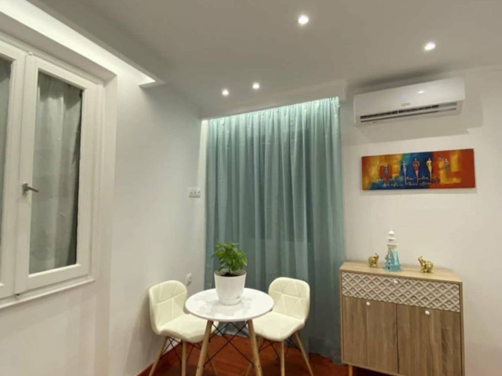 Δεύτερη γκαρσονιέρα