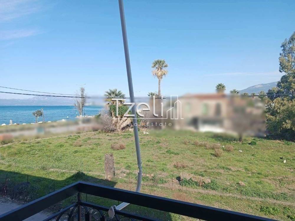 Θέα απο μπαλκόνι