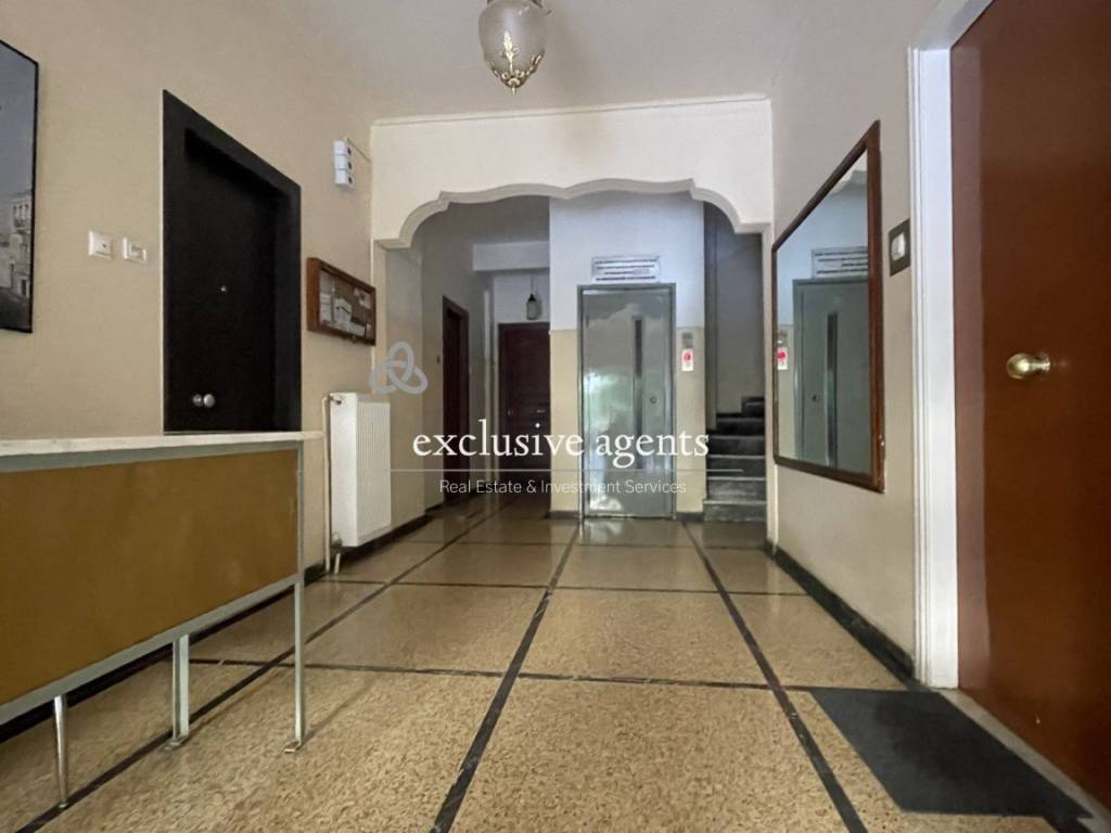 Εσωτερικοι χώροι