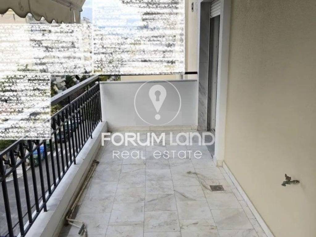 Forumland Real Estate, Βεράντες