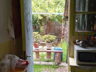 exodos gia ton kepo apo ten koyzina