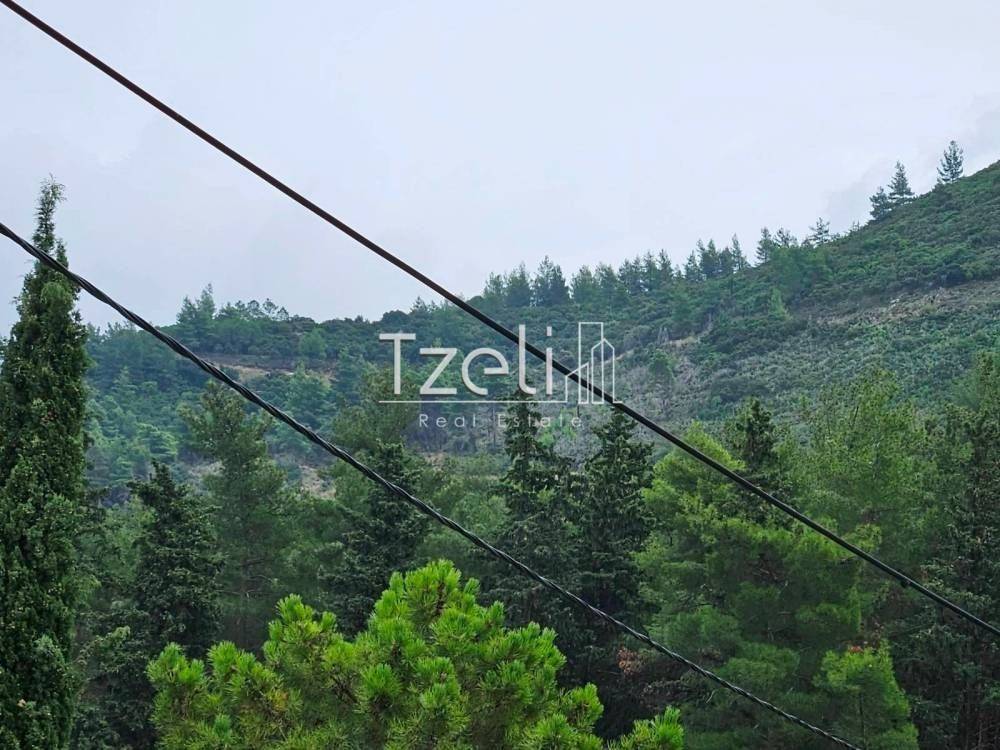 Θέα απο μπαλκόνι