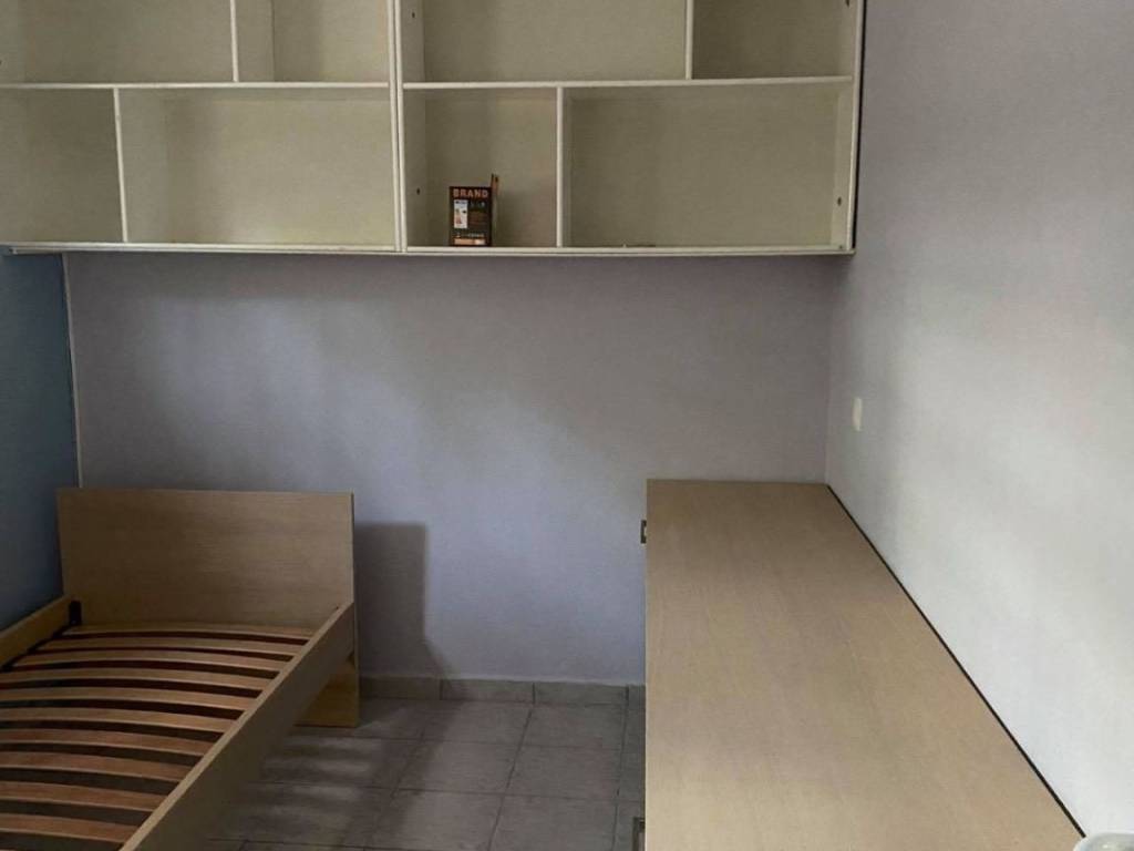 δωμάτιο ημιυπογείου