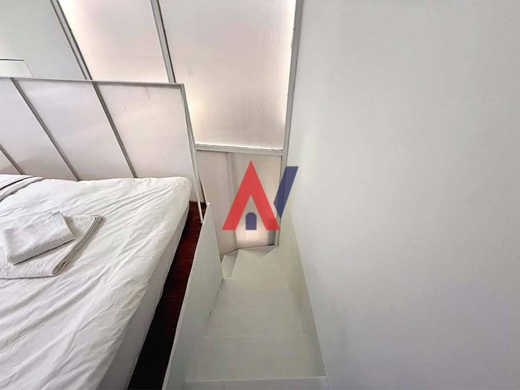 Screenshot 2025-04-05 at 3.51.43 PM.jpg