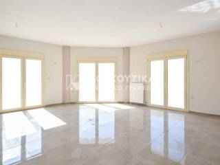 Σαλοκουζίνα