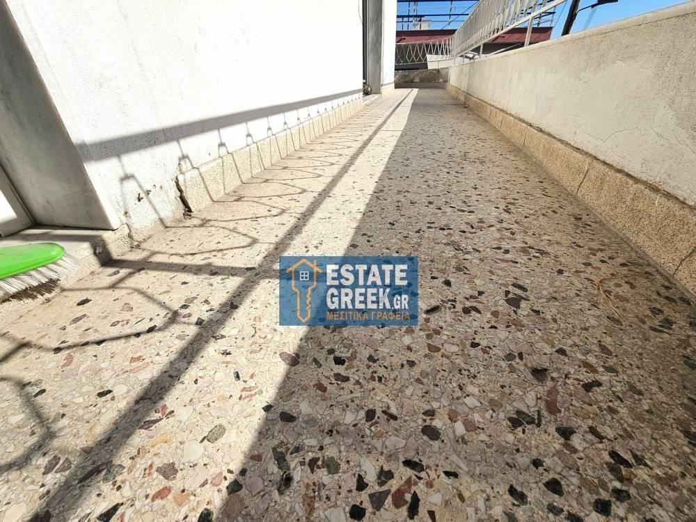 ★ Ρετιρέ ★ ΑΝΕΞΑΡΤΗΤΟ ★ Χωρίς κοινόχρηστα ★ Με δικαίωμα στην ταράτσα