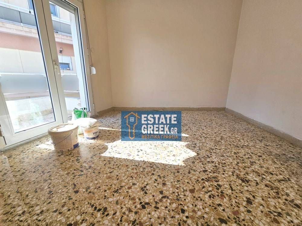 ★ Ρετιρέ ★ ΑΝΕΞΑΡΤΗΤΟ ★ Χωρίς κοινόχρηστα ★ Με δικαίωμα στην ταράτσα