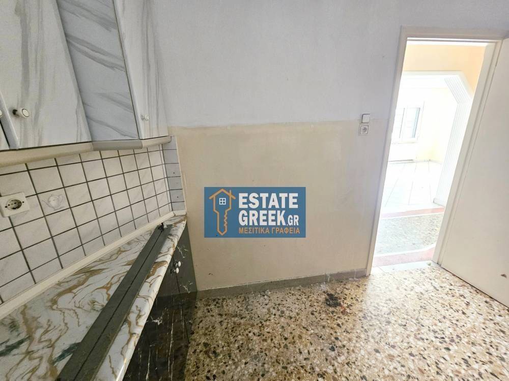 ★ Ρετιρέ ★ ΑΝΕΞΑΡΤΗΤΟ ★ Χωρίς κοινόχρηστα ★ Με δικαίωμα στην ταράτσα