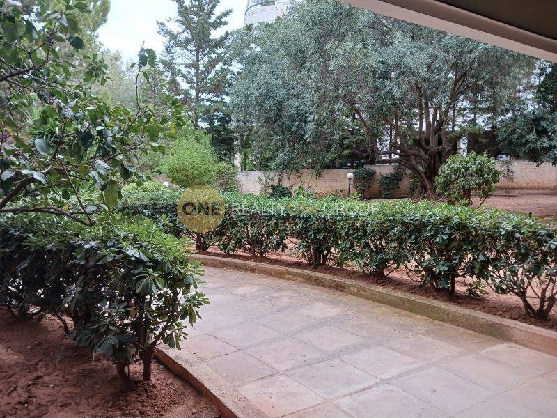 Θέα από μπαλκόνι