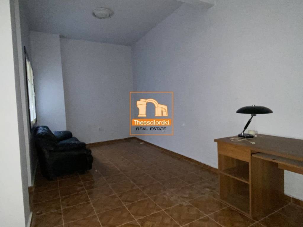 Κρατικό Ωδείο Θεσσαλονίκης, Γραφείο, 20 τ.μ.