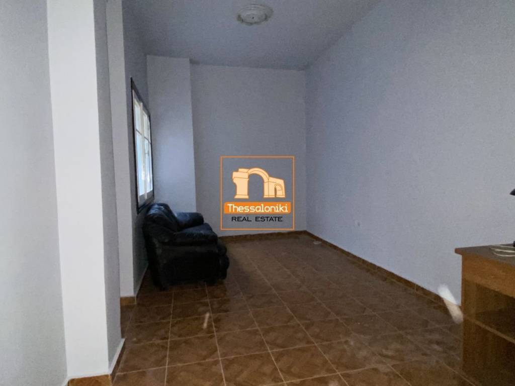 Κρατικό Ωδείο Θεσσαλονίκης, Γραφείο, 20 τ.μ.