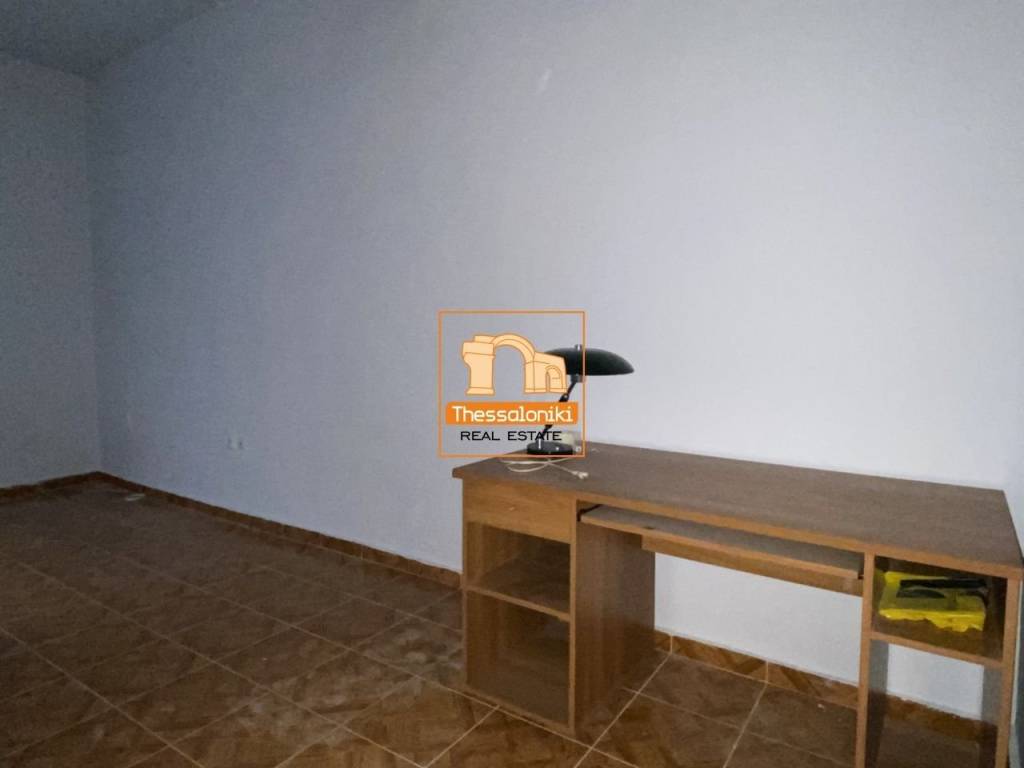 Κρατικό Ωδείο Θεσσαλονίκης, Γραφείο, 20 τ.μ.