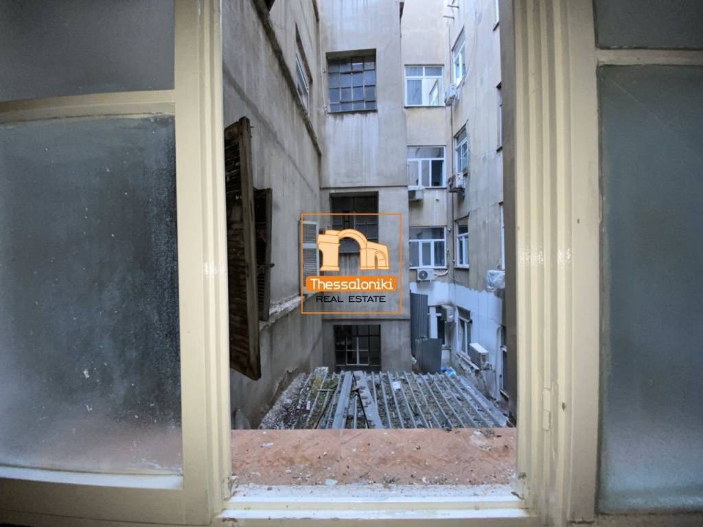 Κρατικό Ωδείο Θεσσαλονίκης, Γραφείο, 20 τ.μ.