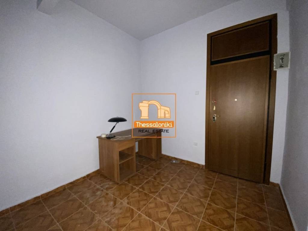 Κρατικό Ωδείο Θεσσαλονίκης, Γραφείο, 20 τ.μ.